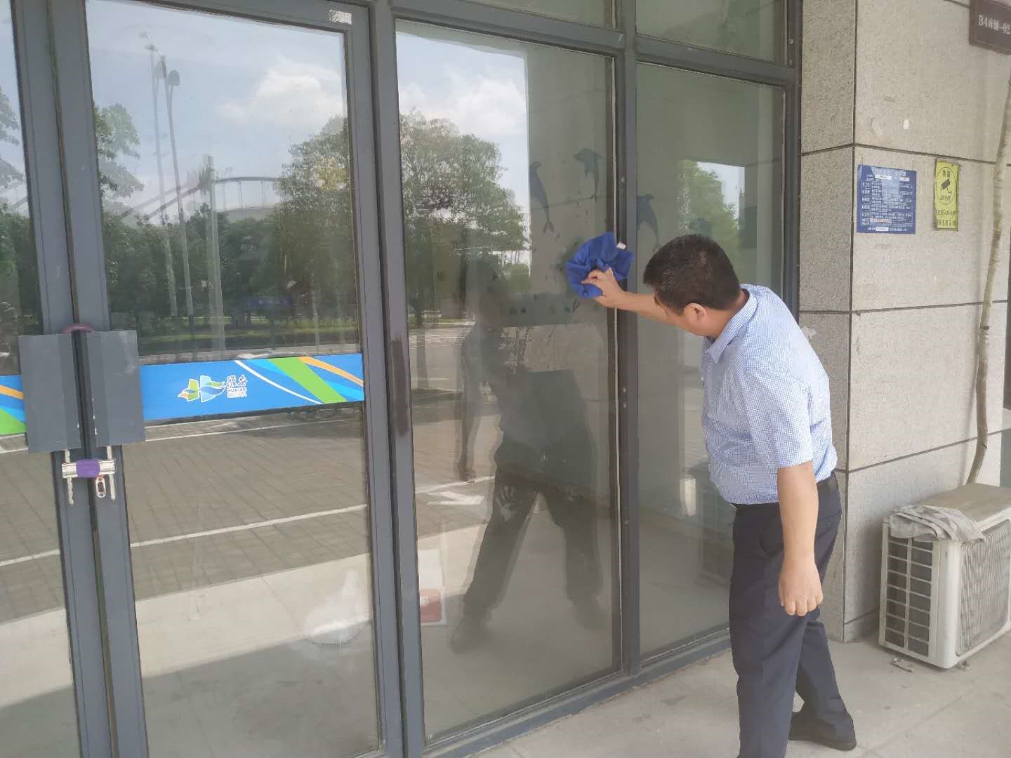 111.jpg